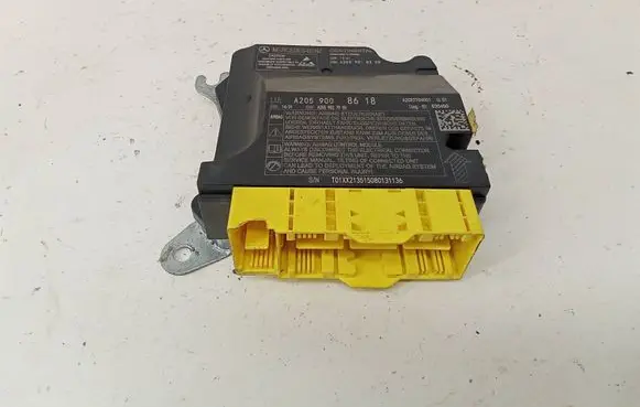 Mercedes-Benz C W205 Airbag control unit/module A2092704001 A2059008618