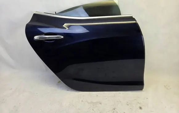 Maserati Ghibli Rear door 