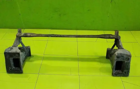 Mercedes-Benz R W251 Front bumper support beam 11AB8