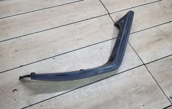 Mercedes-Benz C AMG W204 Other trunk/boot trim element A2046940725 BBP190101