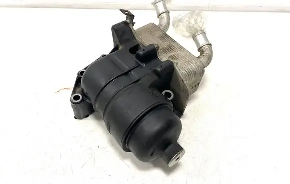 KIA Sorento Oil filter mounting bracket 264102F000 48300