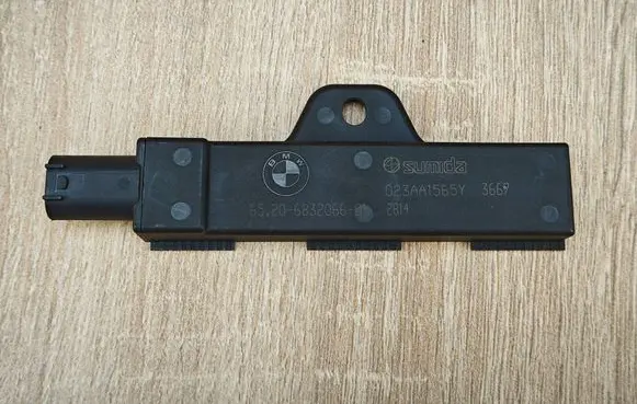 BMW 4 G22 G23 G24 G26 Other devices 6832066
