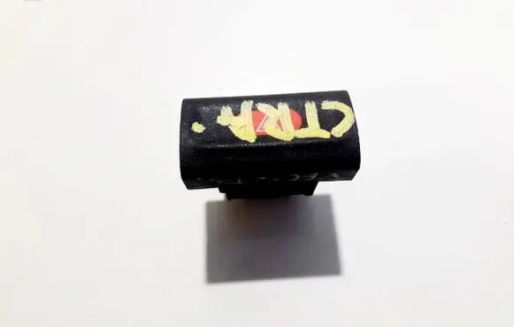 Opel Vectra B Hazard light switch 90565714 90493804