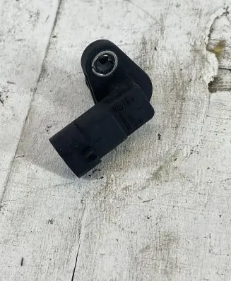 Opel Insignia A Camshaft position sensor 55201876