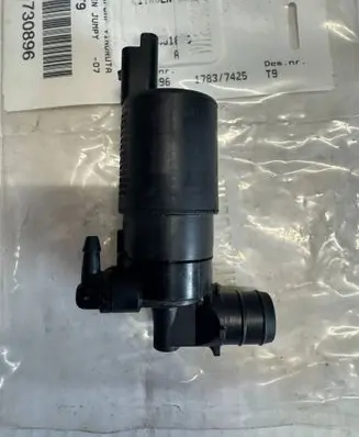 Peugeot RCZ Windscreen/windshield washer pump 9632984980 289200001R