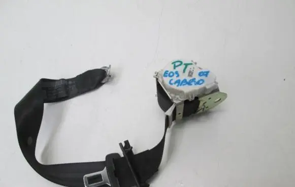 Volkswagen Eos Rear seatbelt