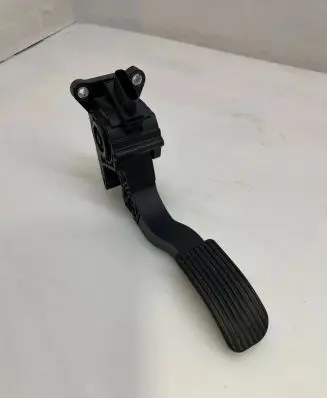 Mercedes-Benz Sprinter W907 W910 Accelerator throttle pedal A9073010200 0280755359 7GS002Q003