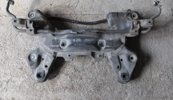 Peugeot 208 Front subframe 715974