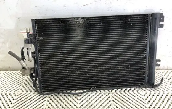 Opel Astra H Coolant radiator