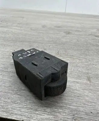 Headlight level height control switch