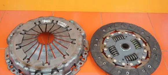 Opel Vivaro Clutch set kit 324061610 18MB40