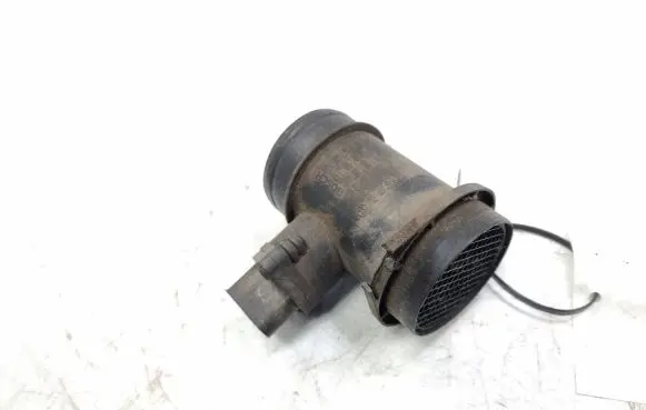 Volkswagen PASSAT B5 Mass air flow meter 028906461