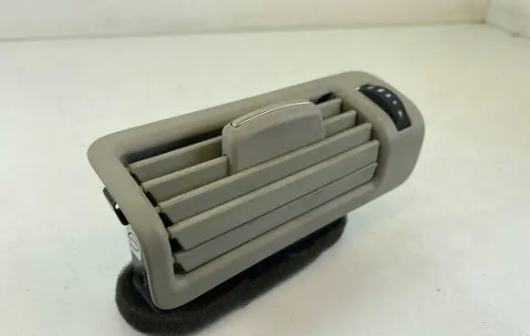 Audi Q7 4L Dashboard air vent grill cover trim 4L0819210
