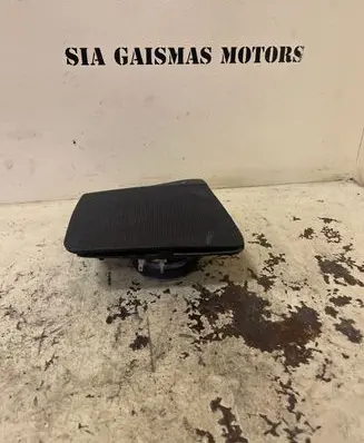 Volkswagen PASSAT B4 Panel speaker 