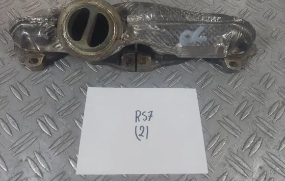 Exhaust manifold