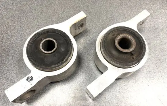 Lexus GS 300 350 430 450H Front wishbone bush 4807530030 4807630030