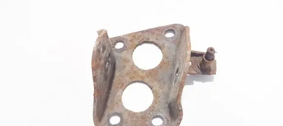 Audi A3 S3 8L Bracket in trunk/boot 