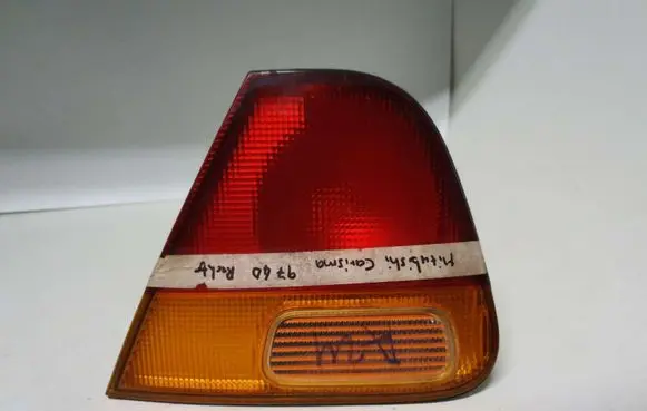 Mitsubishi Carisma Rear/tail lights