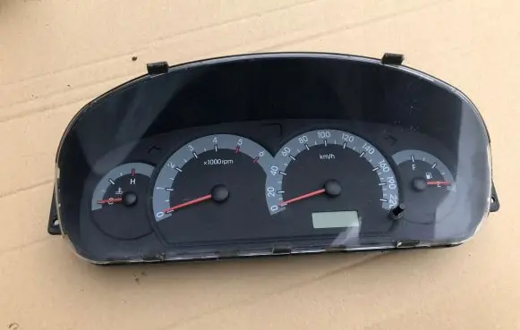 Hyundai Elantra Speedometer (instrument cluster) 940132D241