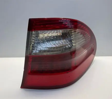 Mercedes-Benz E W211 Rear/tail lights A2118201664 2118201664