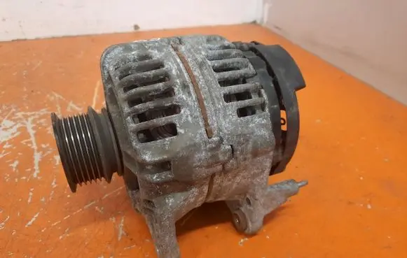 Audi A3 S3 8L Generator/alternator 028903028D