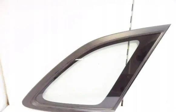 Mazda 323 F Rear side window