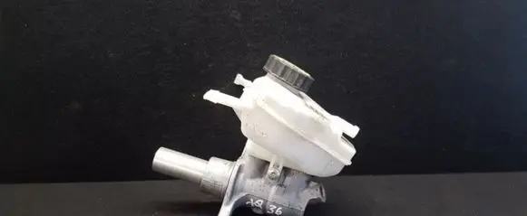 Mercedes-Benz C W205 Master brake cylinder a2054300002