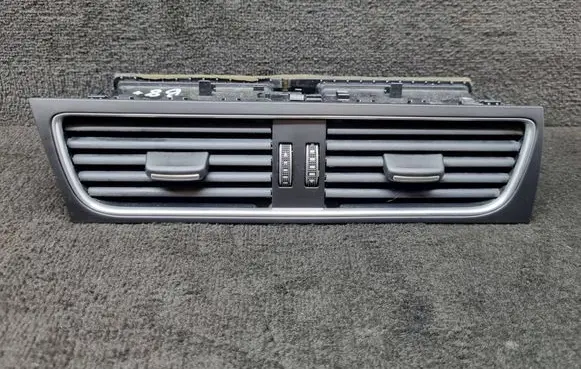 Audi A4 S4 B8 8K Dash center air vent grill 8T1820951D 8T1820951EWVF
