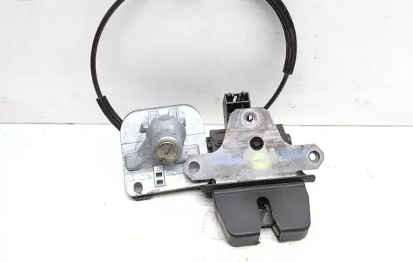 Volvo S60 Tailgate/trunk/boot lock/catch/latch 31278384