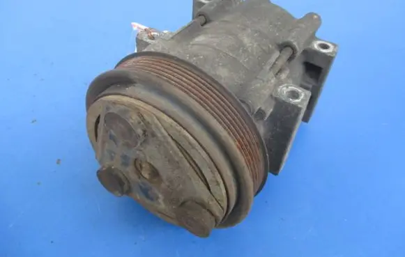 Ford Mondeo MK II Air conditioning (A/C) compressor (pump)