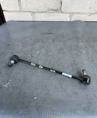 Hyundai Ioniq 5 Front anti-roll bar/stabilizer link