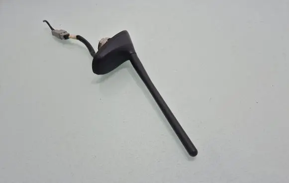 Mazda CX-7 Radio antenna 