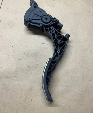 Volkswagen Polo V 6R Accelerator throttle pedal 6PV00849641 6Q1721503M