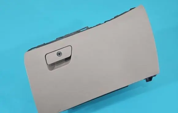 Ford Fusion II Glove box DS73-F06010-A IMPRK1435563