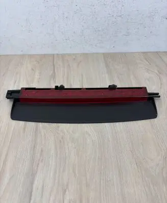Audi A6 S6 C6 4F Third/center stoplight 4F5945097