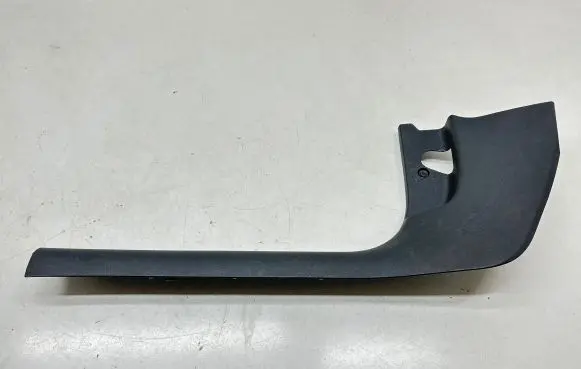 Skoda Octavia Mk3 (5E) Front sill trim cover 5E0863483