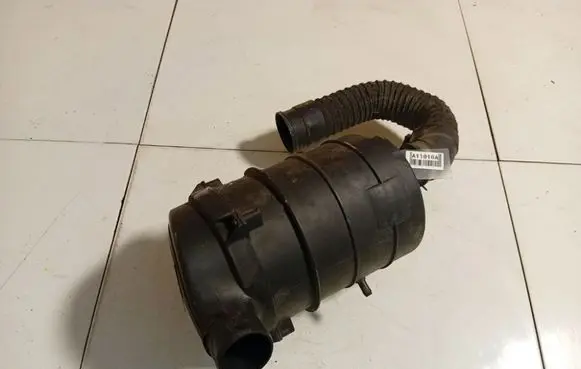 Renault Scenic I Air filter box 7700864802H