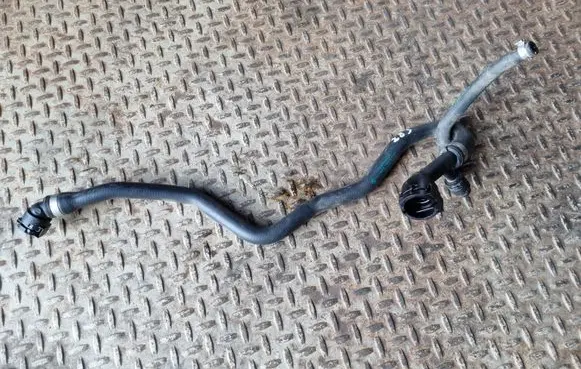 BMW 4 F36 Gran coupe Engine coolant pipe/hose 8579941 8583485