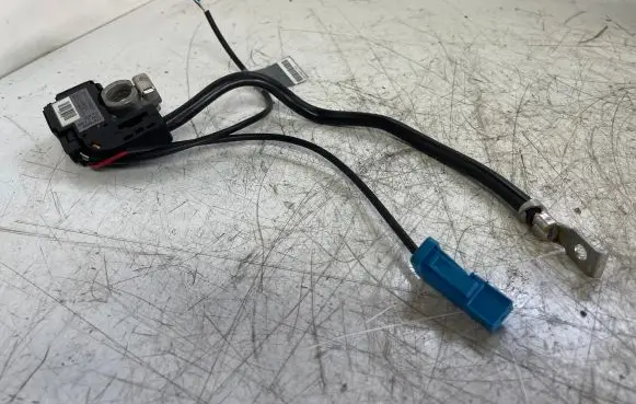 BMW 1 E81 E87 Negative earth cable (battery) 611269867951 6986795
