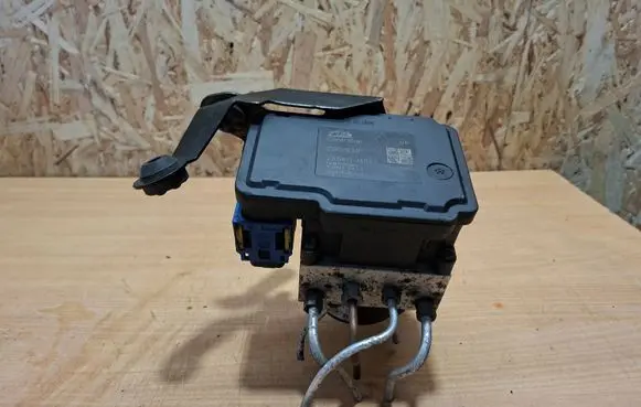 Renault Scenic III - Grand scenic III ABS Pump 28561136033 10018114643