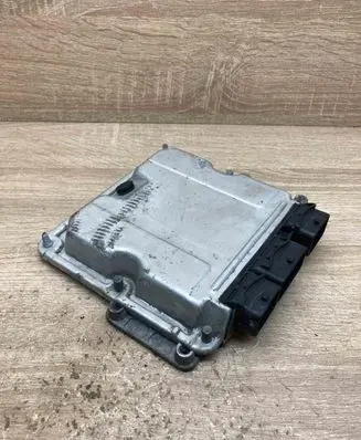 Citroen C3 Picasso Engine control unit/module ECU 9647693180 0281011084