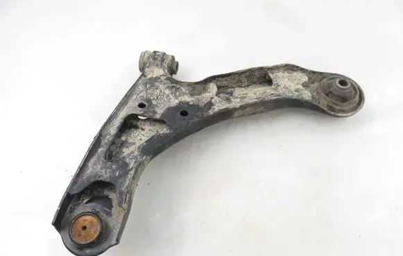 Suzuki Grand Vitara II Front control arm 