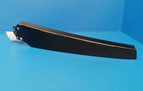 (B) pillar trim (top)