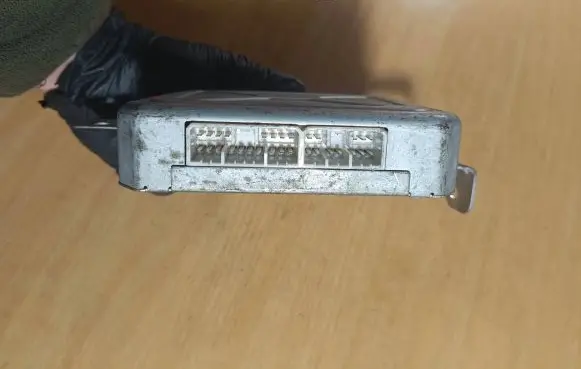 Mazda 626 ABS control unit/module GA2A67650 93E26213A