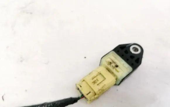 Toyota RAV 4 (XA30) Airbag deployment crash/impact sensor 8983133020 89831-33020