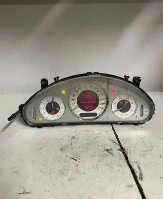 Mercedes-Benz E W211 Speedometer (instrument cluster) A2115403611 110080004