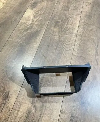 Radio/GPS head unit trim