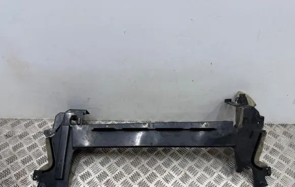 Jaguar F-Type Intercooler air guide/duct channel HX5M8A095AA