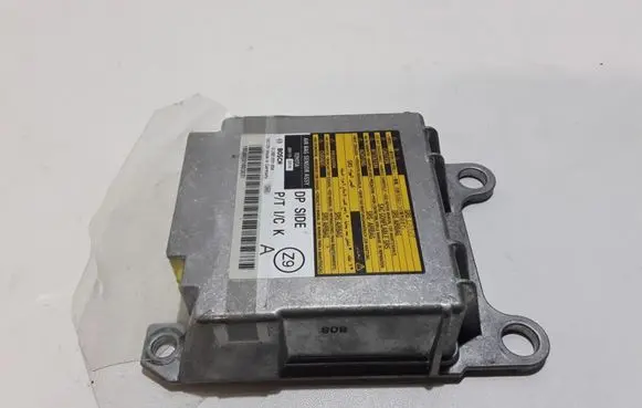 Lexus IS 220D-250-350 Airbag control unit/module 0285001904 8917053110