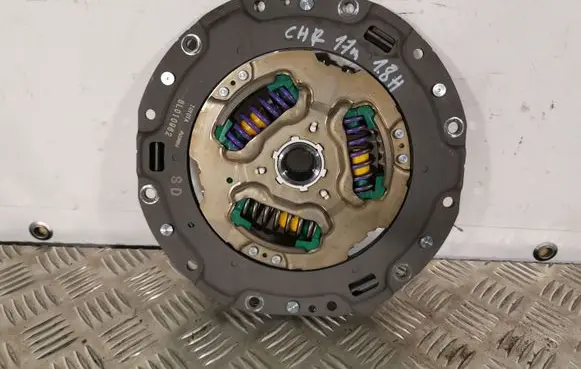 Toyota C-HR I Clutch pressure plate 6L010962